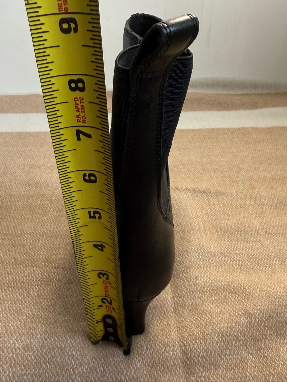 Madewell The Dimes Chelsea Boot in
Black Size 6.5 new - Picture 8 of 8